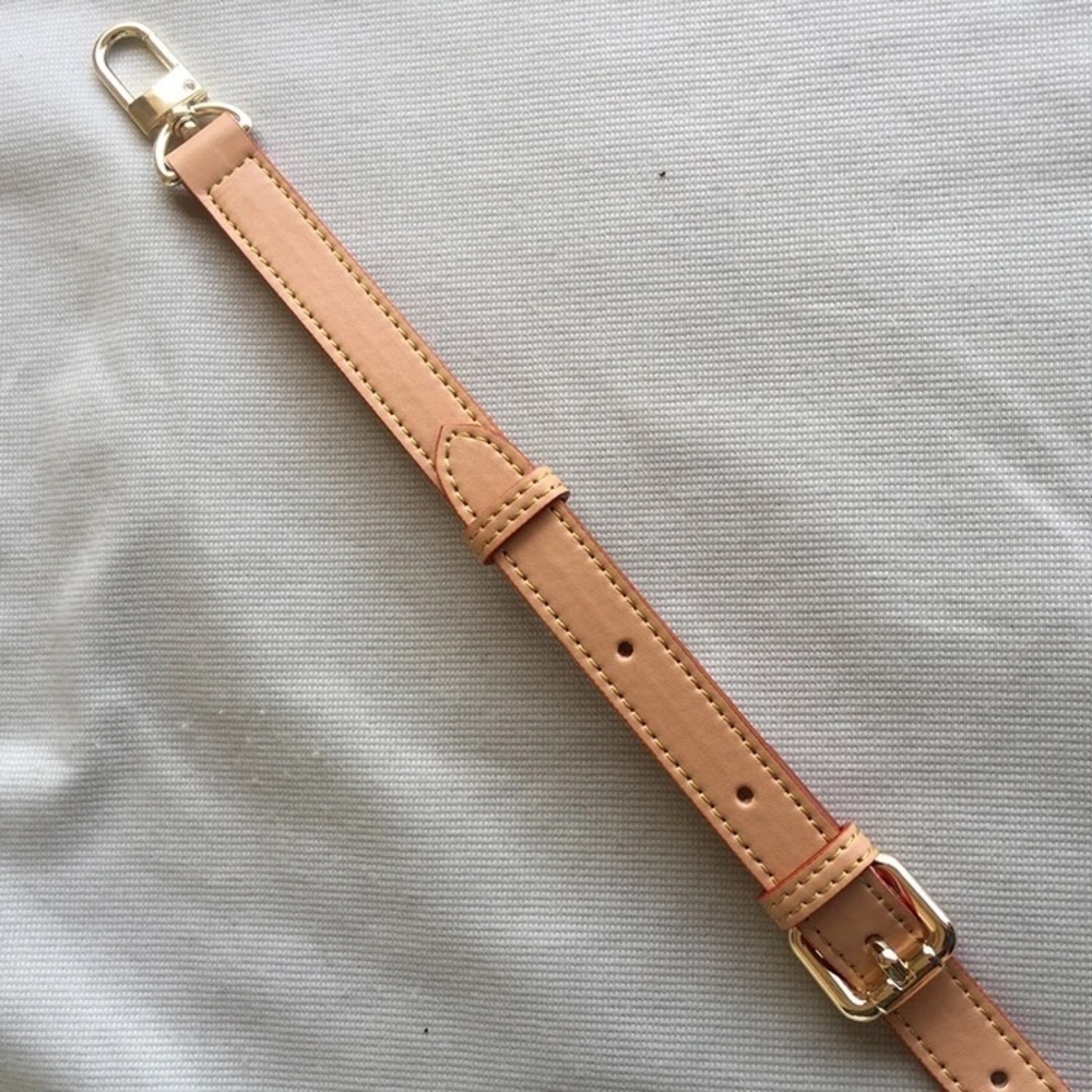 1.8 Genuine Lether Strap (unbranded) - Picture 3 of 7